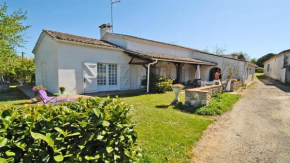 Maison de 2 chambres avec jardin amenage et wifi a Lannes